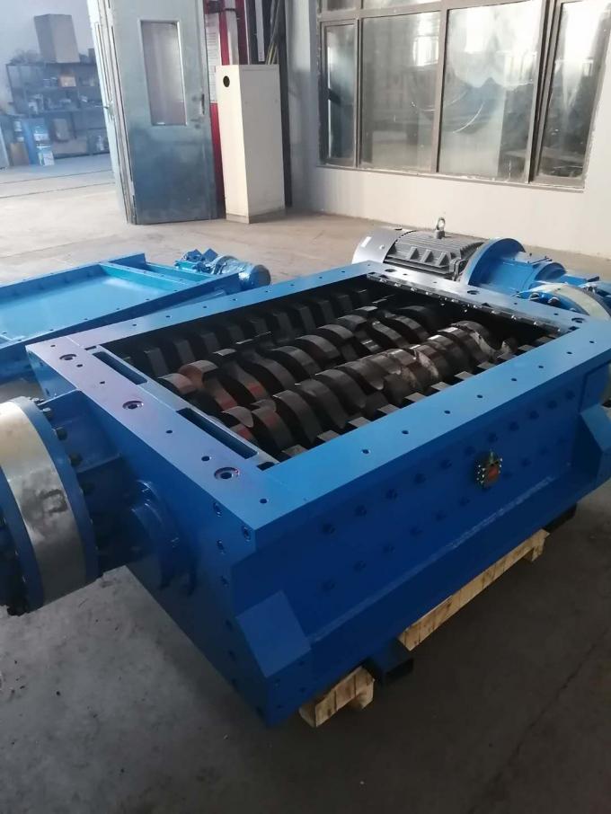 台所不用な粉砕機RGD900